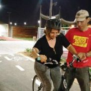 לימוד רכיבה על אופניים בתנאים מעולים, עם מדריך רכיבה רץ תחרותי מלווה אתכם באופן צמוד בריצה! מוטוריקל, רק תגיעו...טיל-מדו!
